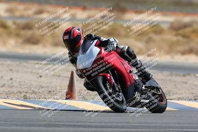 media/Mar-13-2022-SoCal Trackdays (Sun) [[112cf61d7e]]/Turn 4 (145pm)/